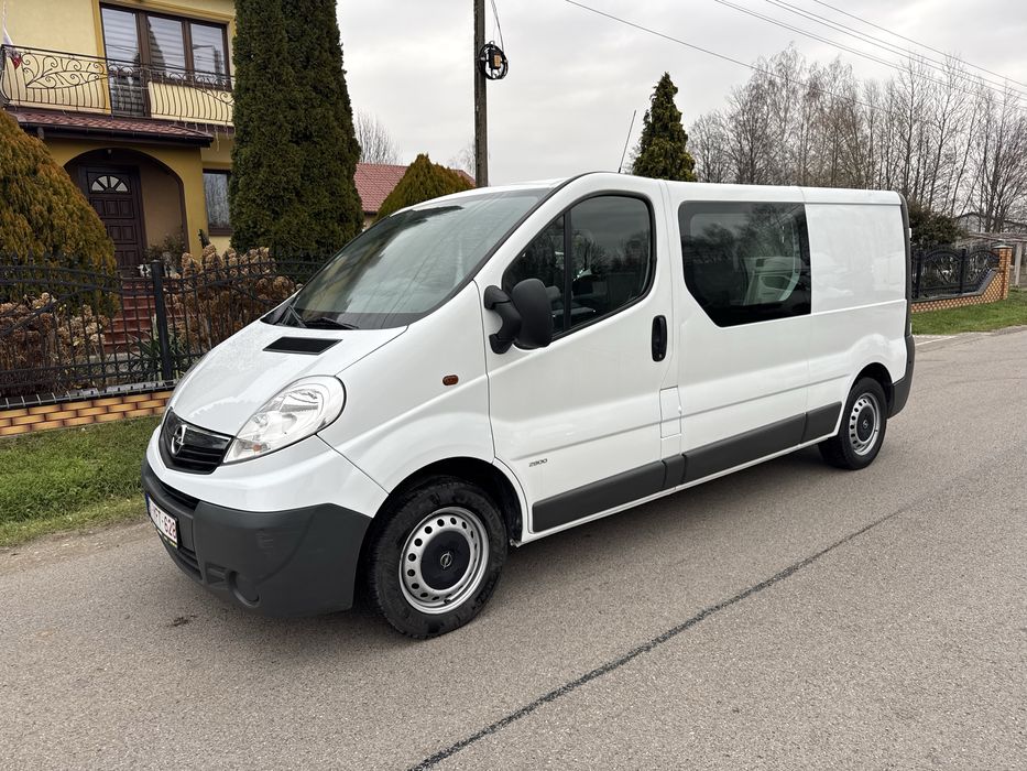 Opel Vivaro 2.0 dCi 115KM Long 101tys.km 2014r Długi L2H1 Trafic