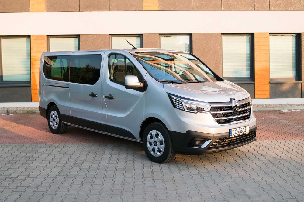 Wynajem wypożyczalnia busów busa 9-osobowego automat nowe