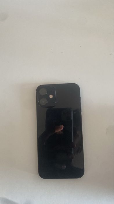 Iphone 12 64gb.