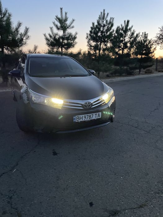 Toyota corolla 2016 год