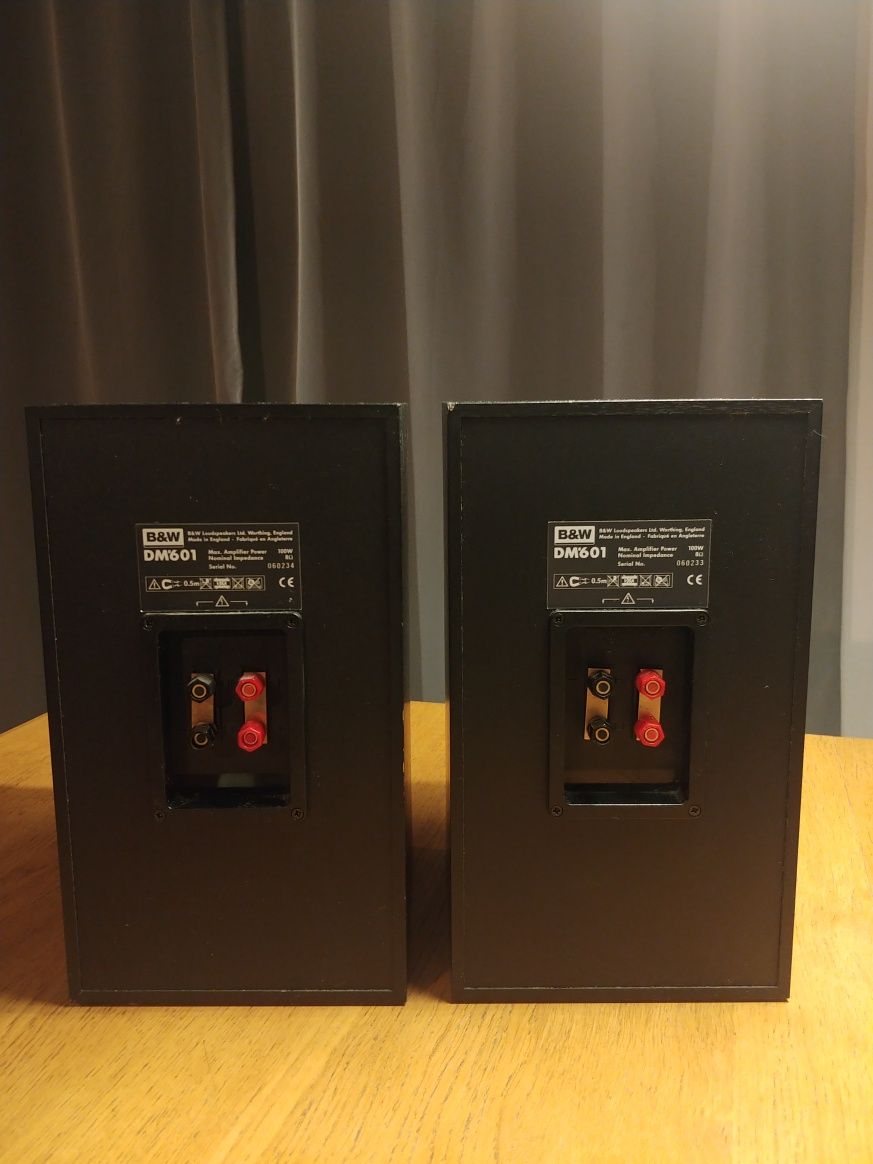 B&W Bowers & Wilkins DM601 s1