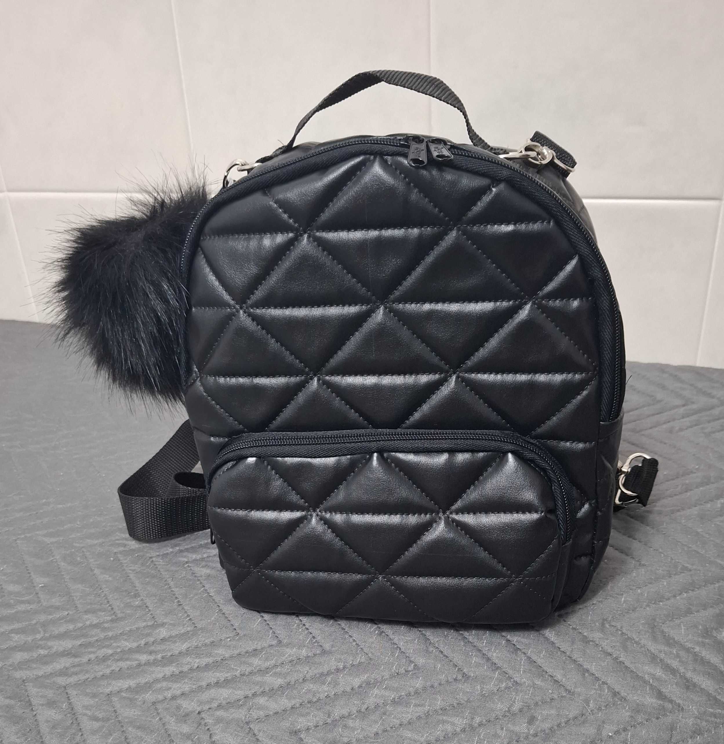 Mochila em ecopele