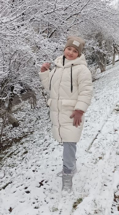 Зимова куртка для дівчинки-підлітка