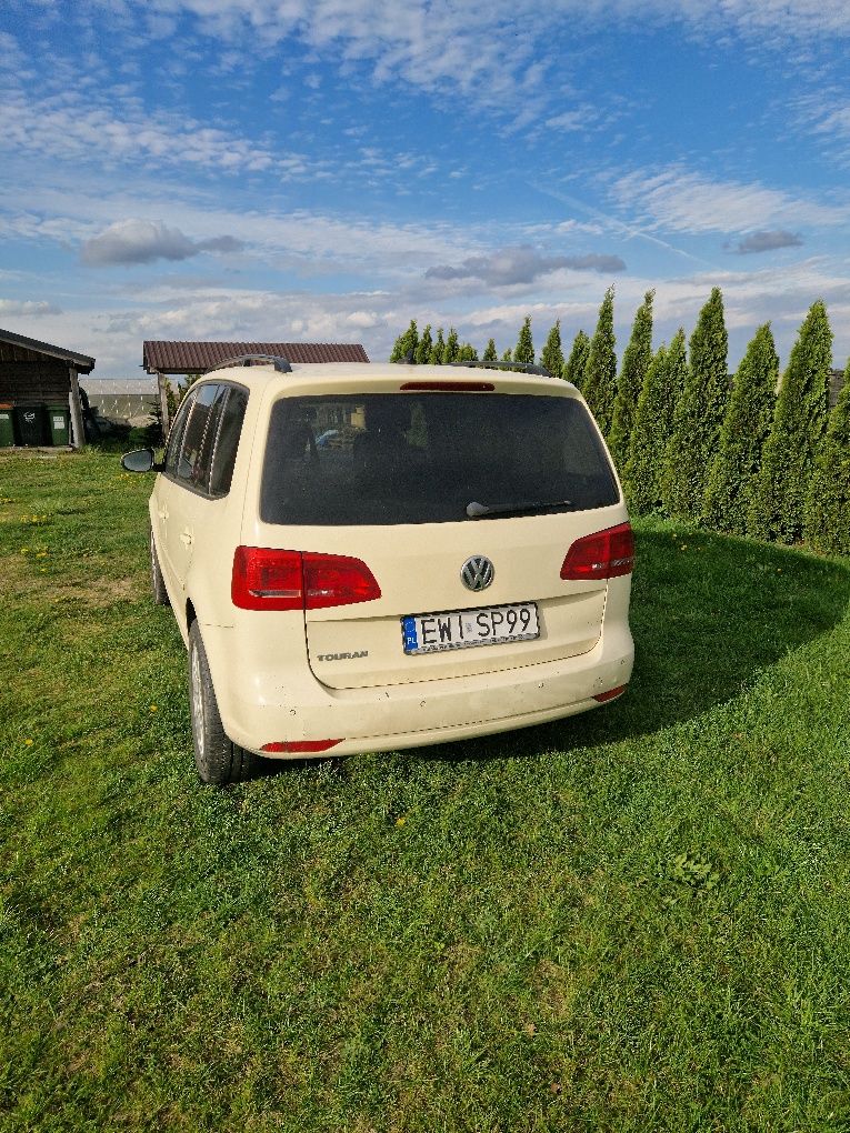 VW Touran 2.0 tdi cr 140km 2013r