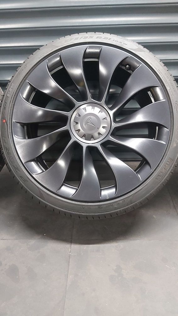 Oryginalne Koła Felgi Tesla Model Y 21 cali Uberturbine