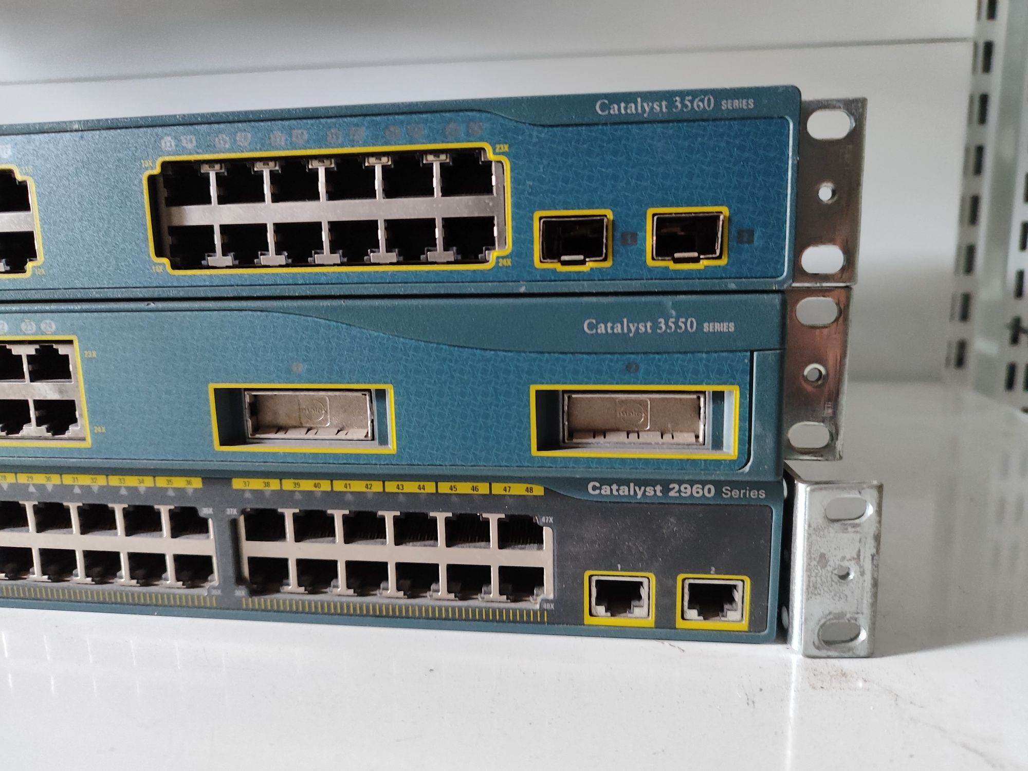 Комутатор Cisco Catalyst 3750 POE-48, CiscoME 3400-24TS-A
