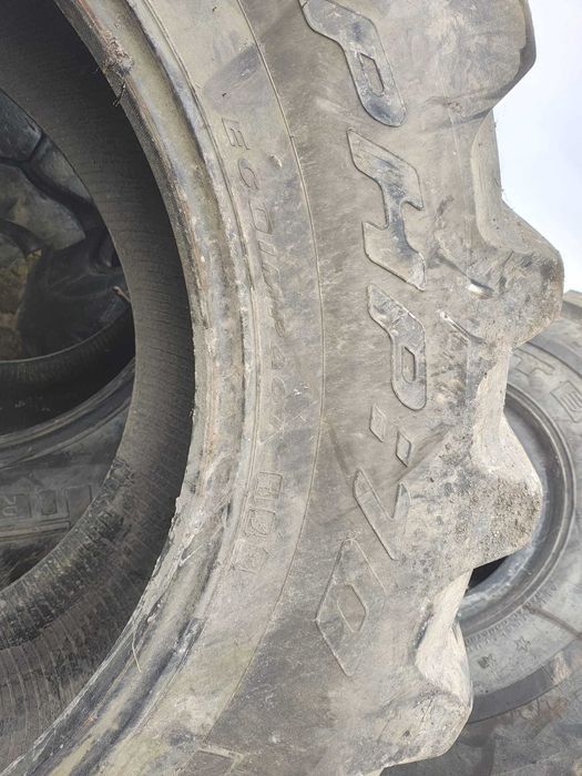 Opony rolnicze 710/70R42 Pirelli PHP:70