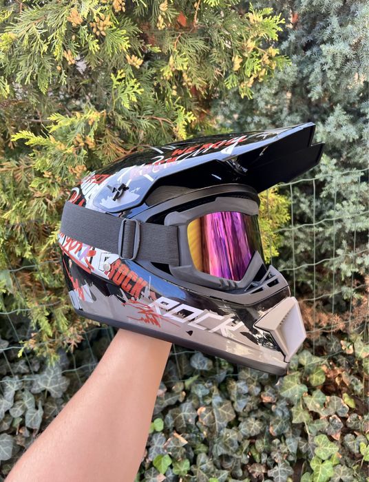 Мотошоломи на вибір, шлем, шолом, мотоцикл, екіпіровка, мотоаксесуари