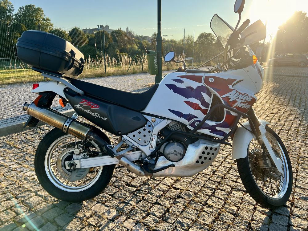 Africa Twin XRV 750 RD07a