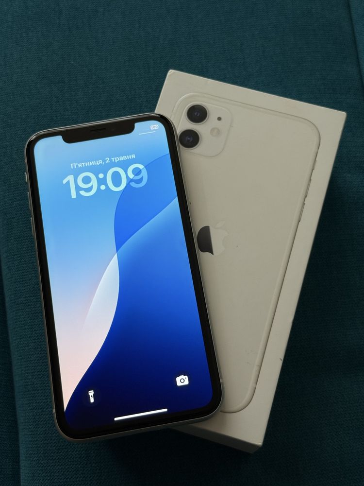iPhone 11 на 128 АКБ 100%