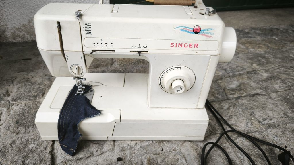 Singer máquina costura elétrica