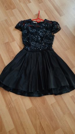 Sukienka czarna z cekinami, roz. 34.