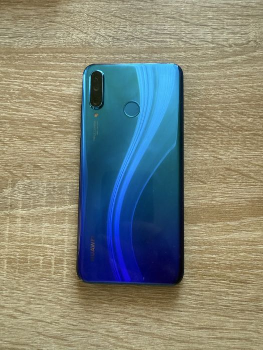 Смартфон Huawei P30 lite