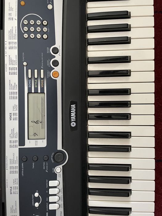 Teclado YAMAHA para iniciantes