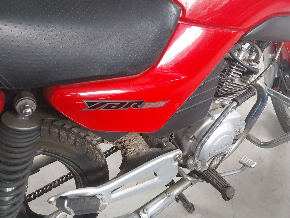 Yamaha ybr 125 w całości lub na części