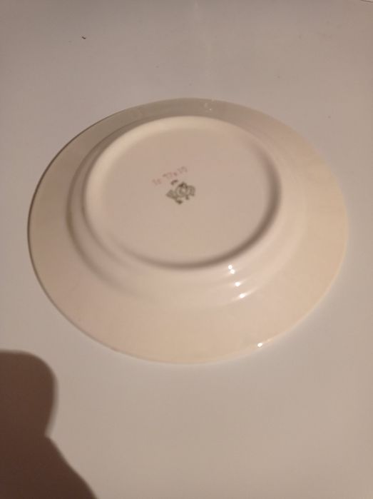 Посуд, тарілки порційні