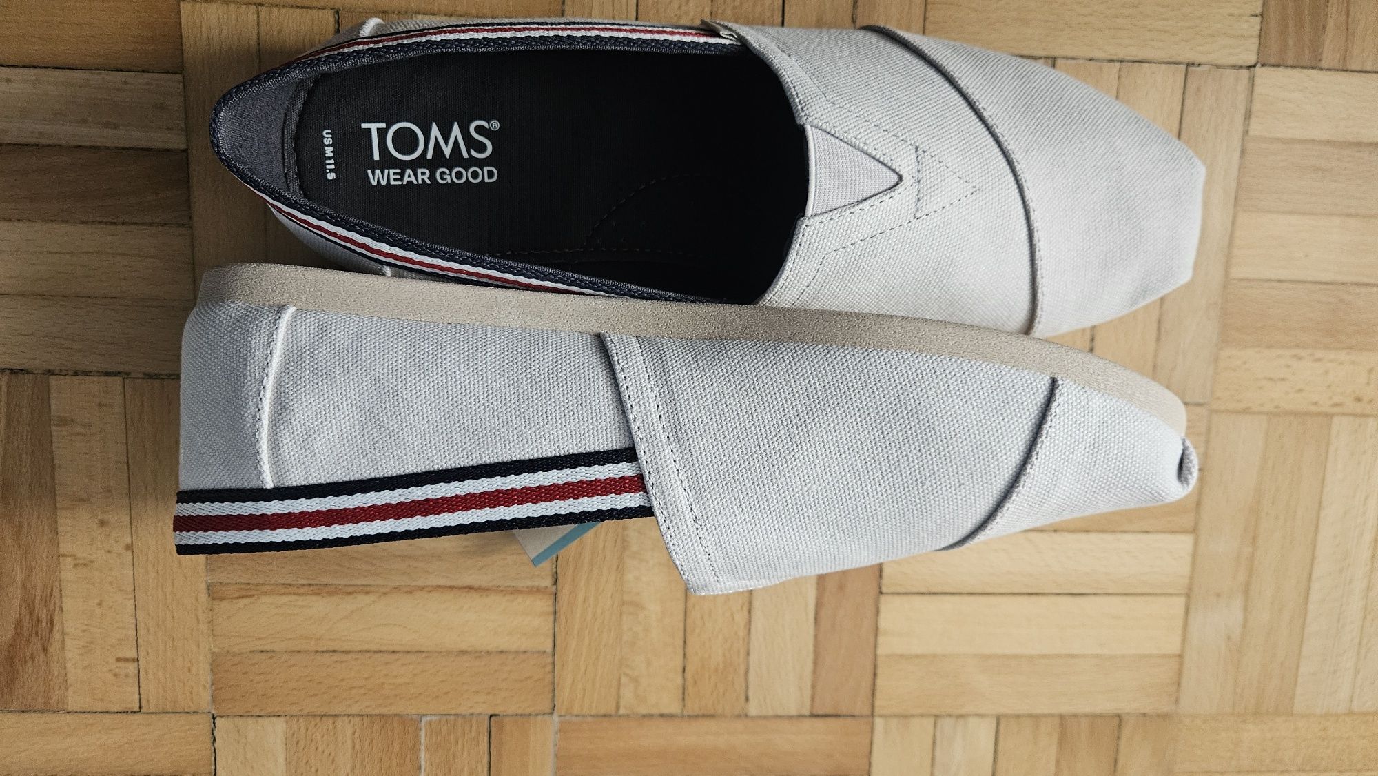 Jasne Espadryle Toms