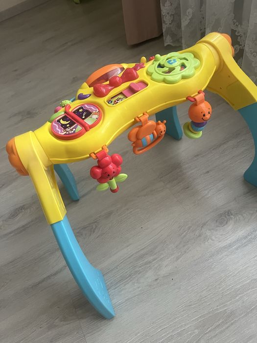 Ігровй столик для малечц