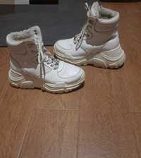 Білі ботинки черевики Кросівки на високій підошві Теплі жіночі 24,5 см