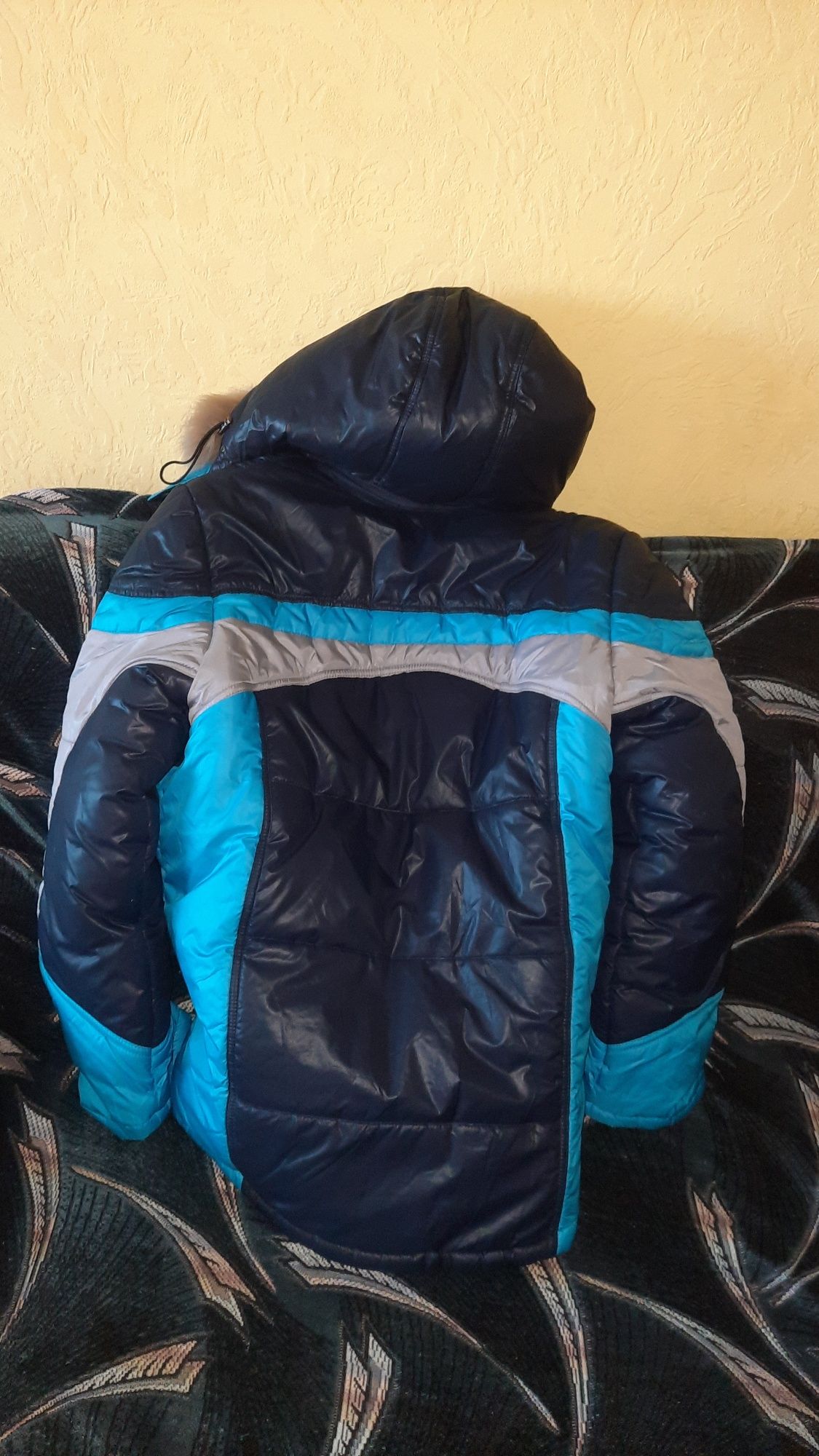 Зимняя курточка для мальчика