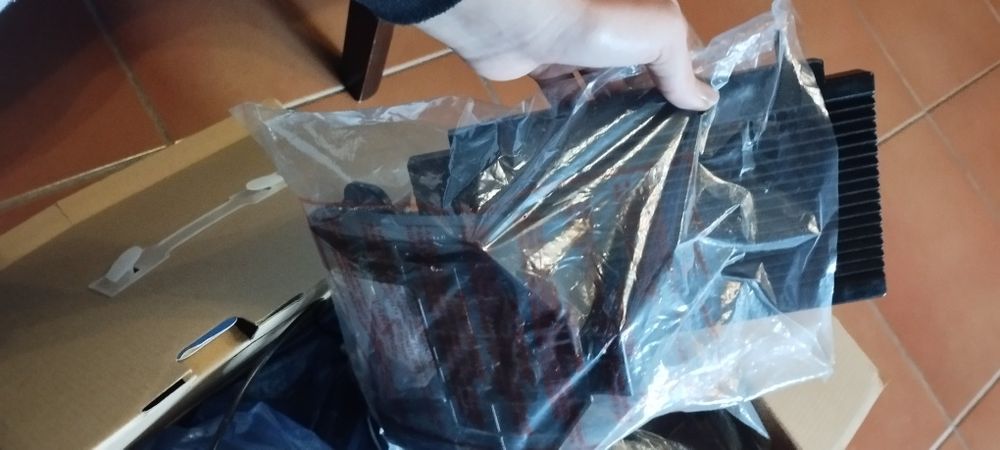 Volante + pedais  de PS4 /PS3 (RWA)