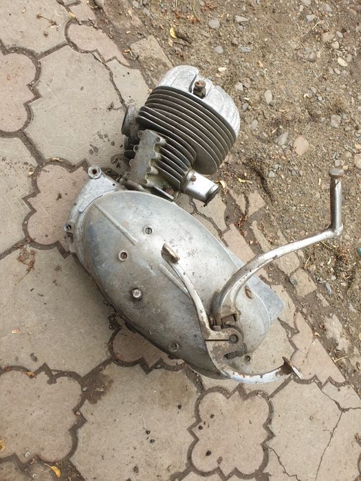 Мотоцикл Днепр мт-650 на ходу