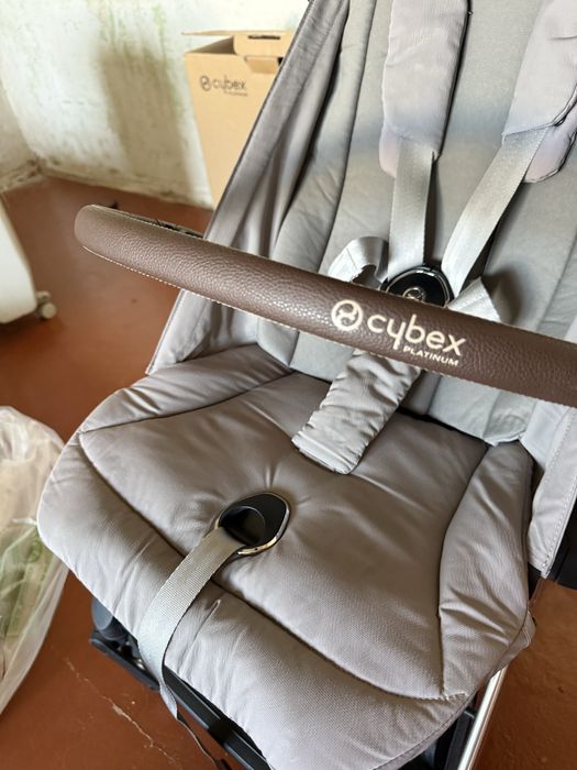 Cybex coya коляска