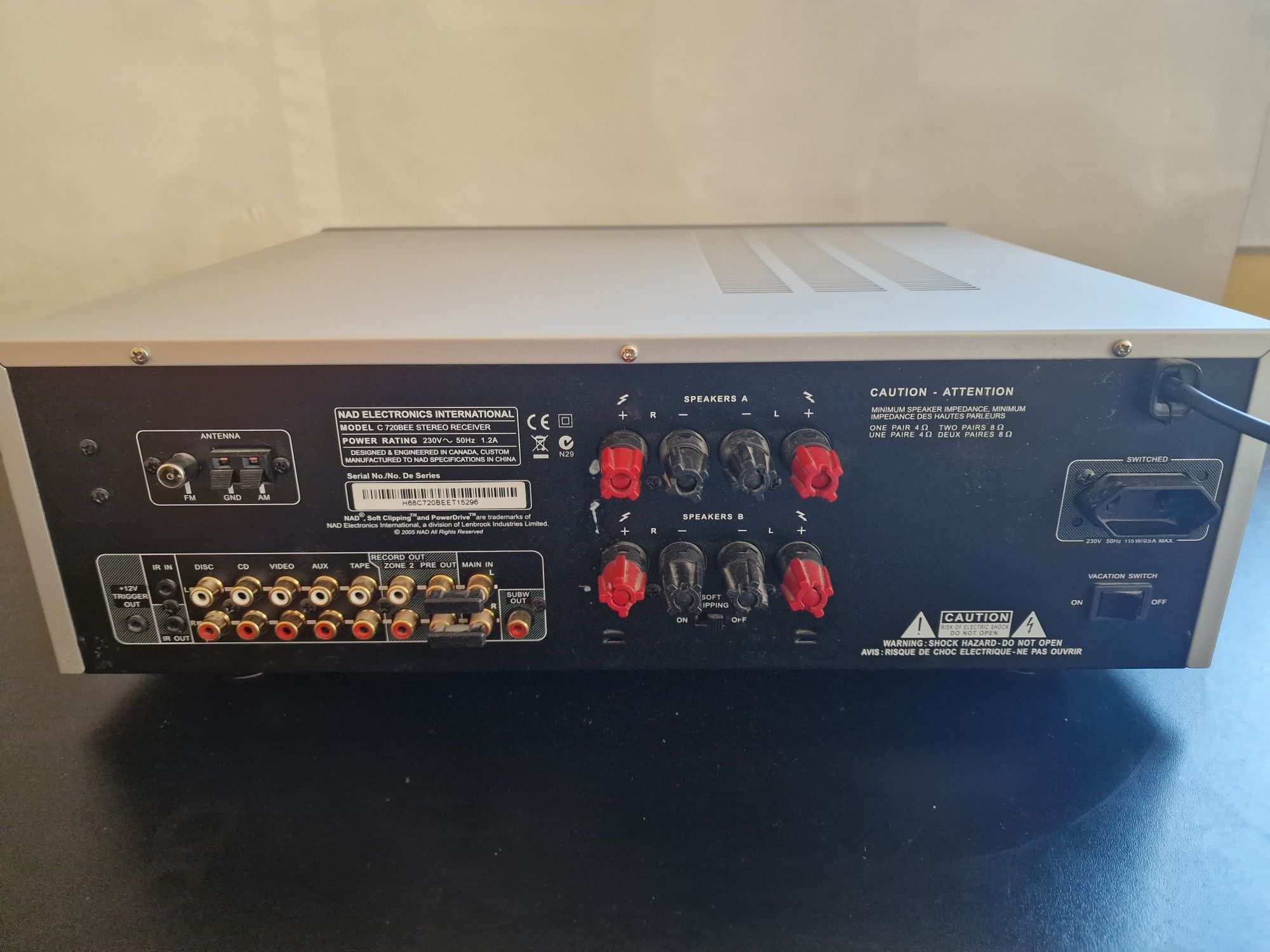 Amplituner NAD C 720BEE w bardzo dobrym stanie