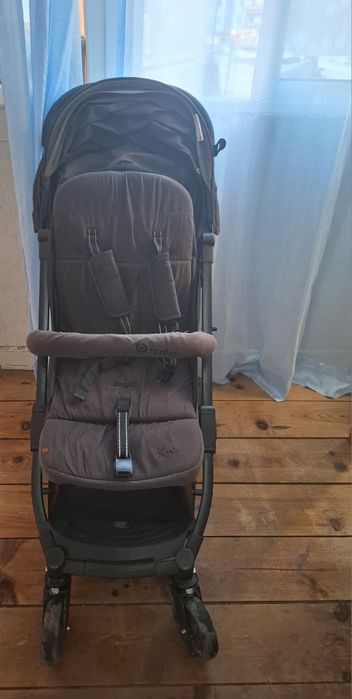 Cadeira de passeio de criança em bom estado