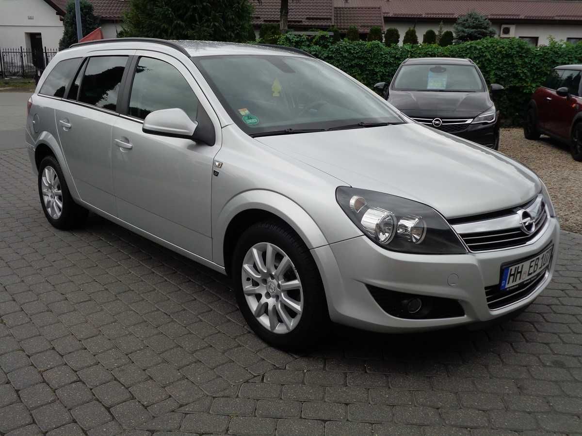 Opel Astra  1.7 D  Sprowadzona  stan bdb