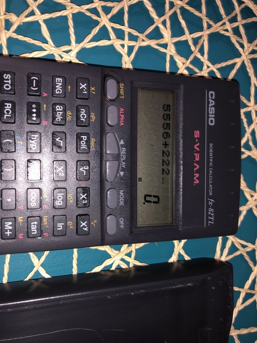 Calculadora Casio Fx-82TL