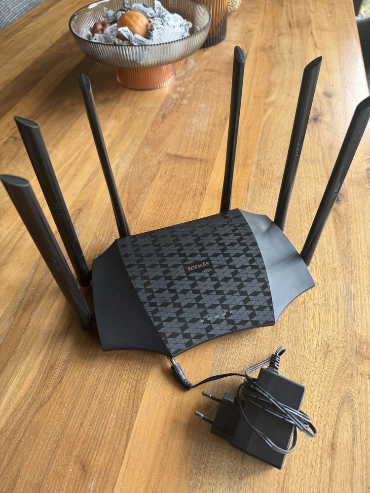Router Tenda AC2100 DualBand WiFi