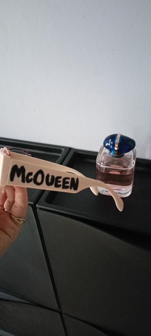 Okulary przeciwsłoneczne McQuenn