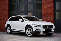 Volvo V90 Cross Country 2.0D4 190PS AUTOMAT AWD FULL LED ASO ASYSTENCI skóra radar bezwypadek