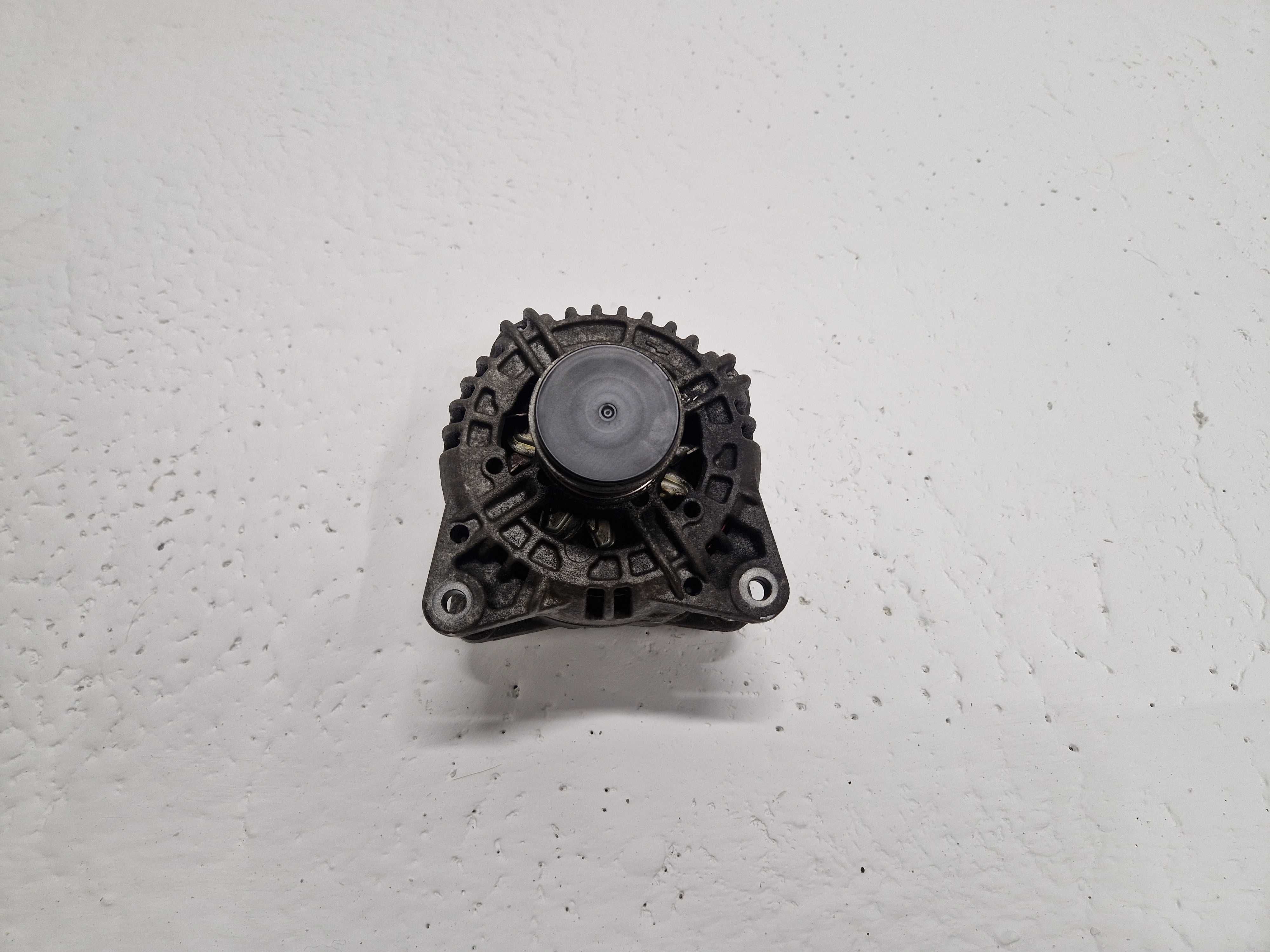 Alternator BOSCH Nissan NV200 Qashqai J10 Note Tiida Versa 1.5 DCI