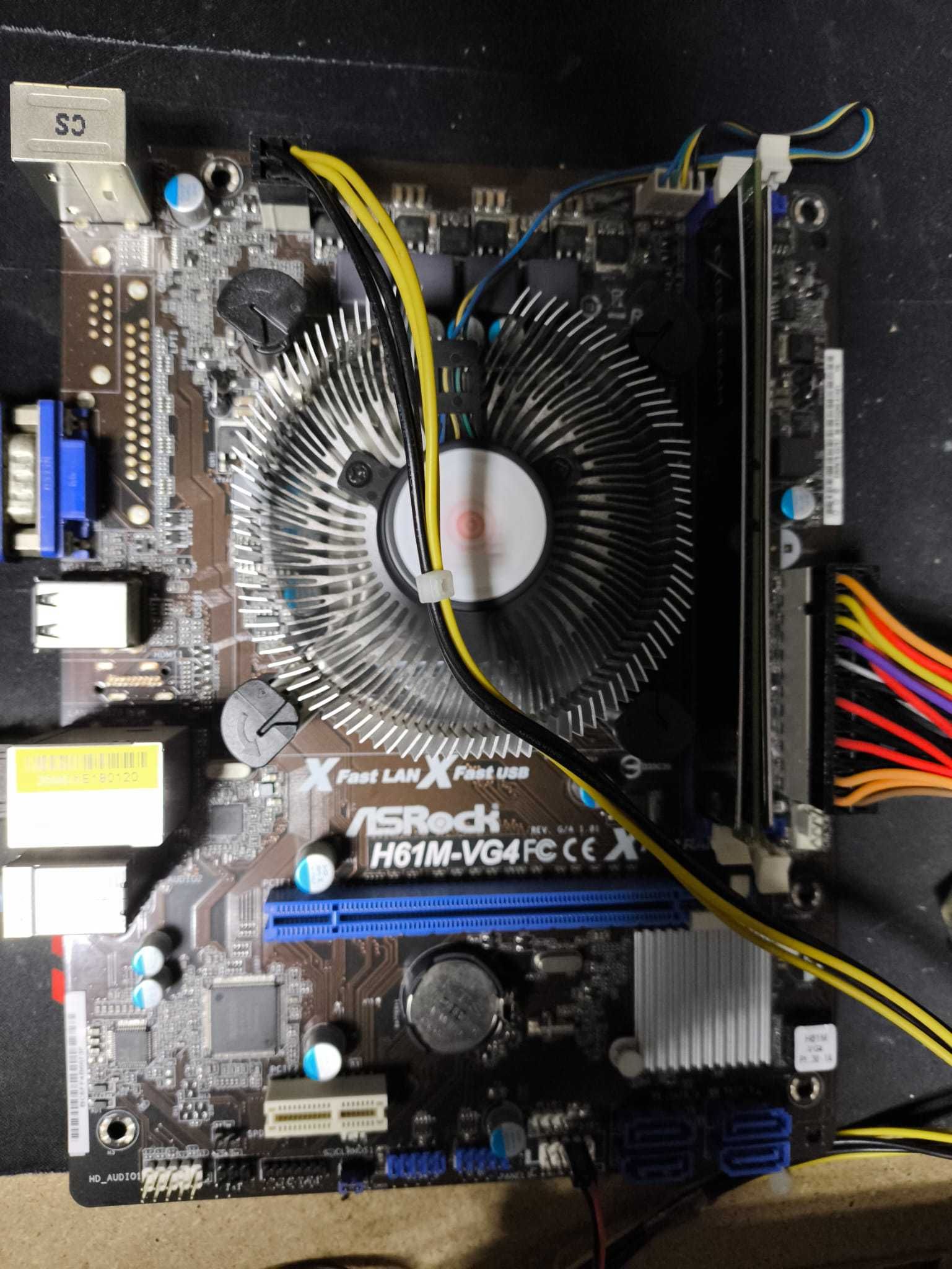Processador Intel Pentium G620 a 2,60Ghz socket 1155 +Memória 4GB DDR3