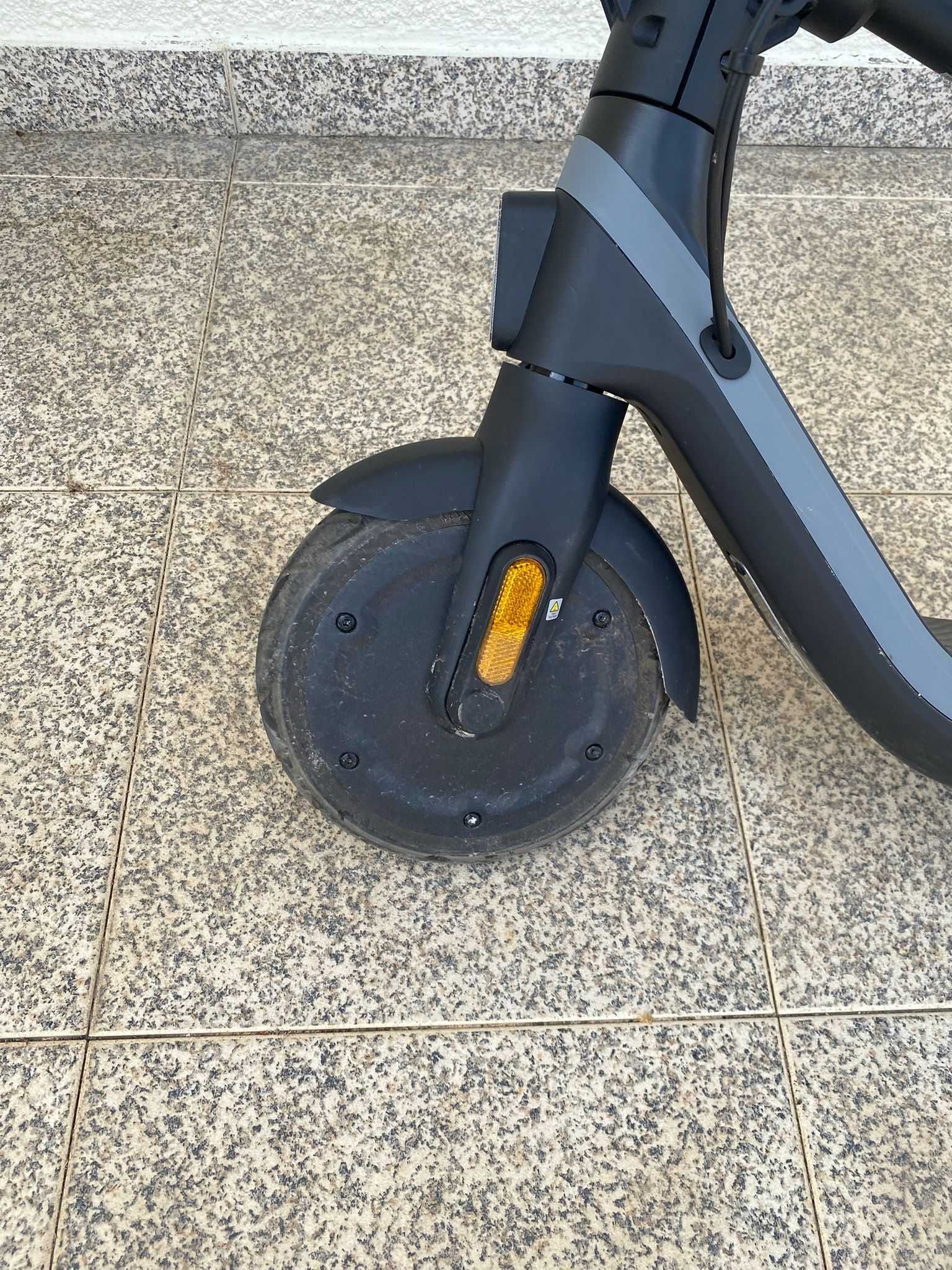 Trotinete Elétrica Ninebot KickScooter E2 E Powered by Segway