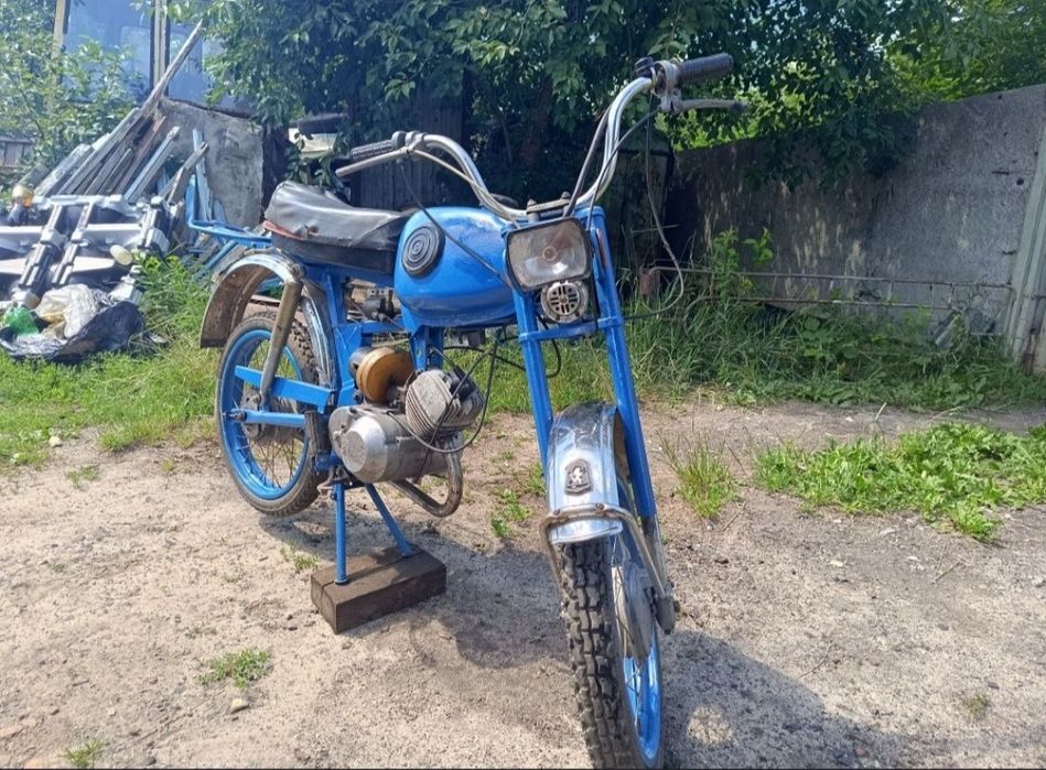 Мопед Карпати !.