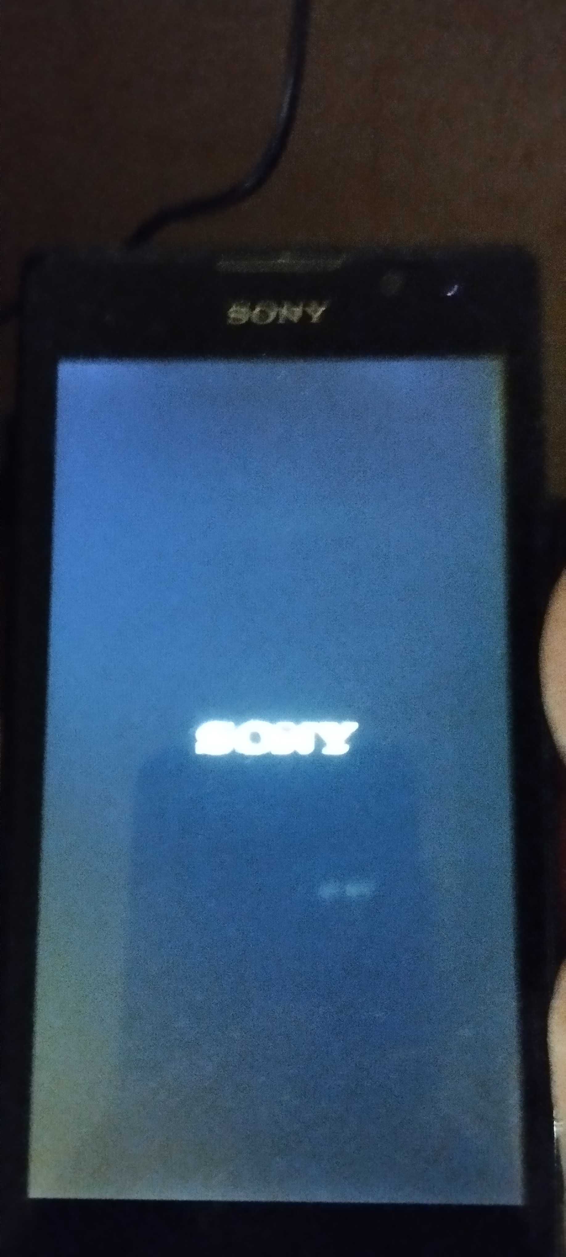 Смартфон Sony Xperia не працюючий