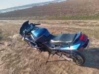 Продам kavasaki zzr400