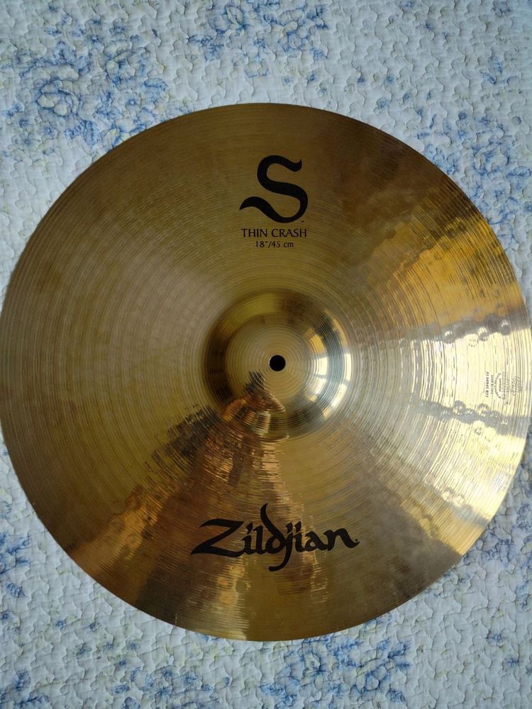 Avedis ZILDJIAN 18 thin crash