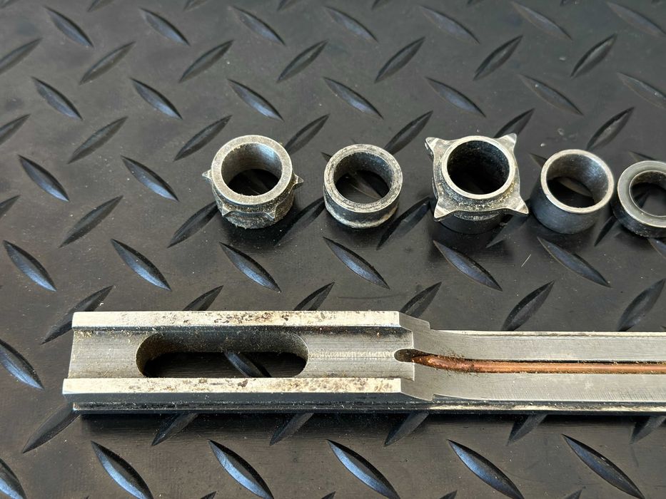 A344. Zestaw: prowadnica 7-8x40x150 + łańcuch 7 mm + zębatki