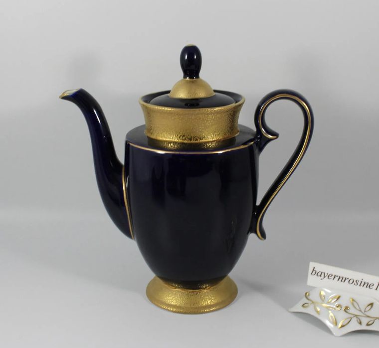 Porcelana Turyngia ILMENAU ECHT Kobalt Złocony serwis MOKKA