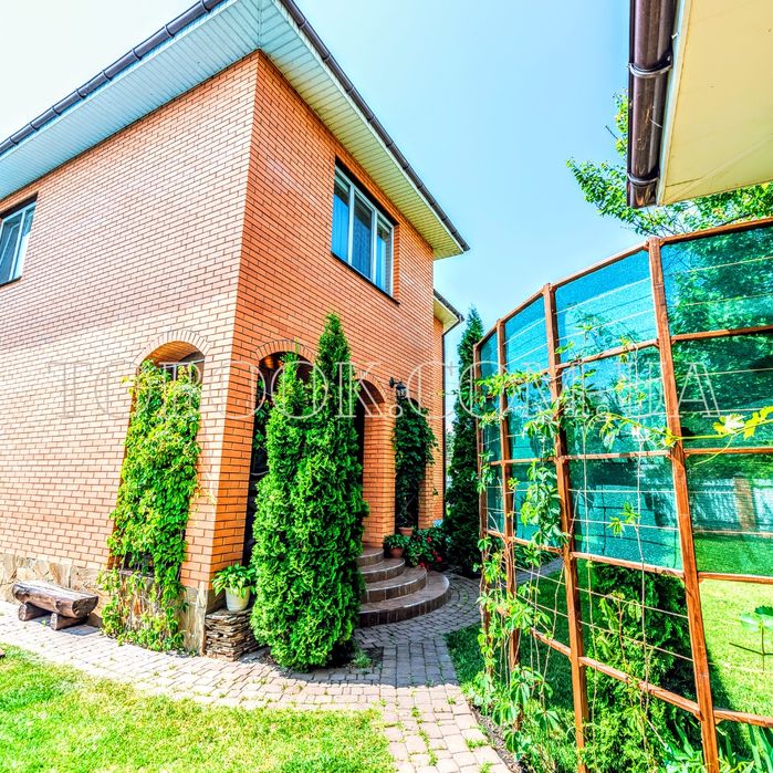 #358 Здаю будинок з сауною і Басейном