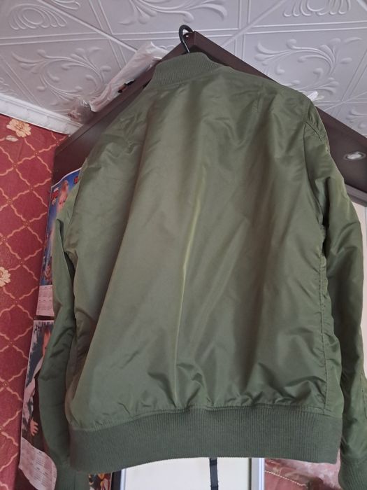 Бомбер alpha industries