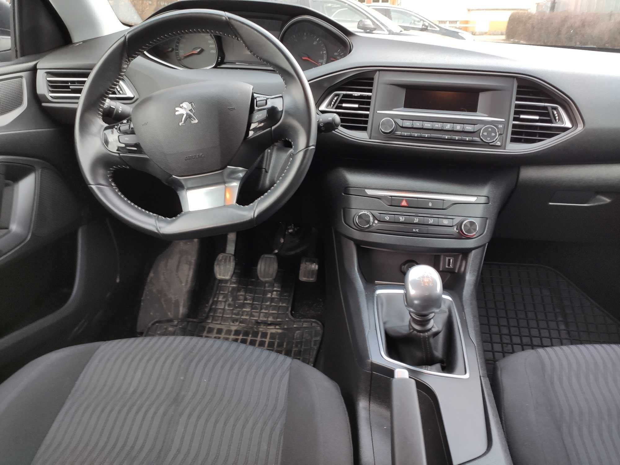 Peugeot 308, 1.5 diesel - na prywatne raty bez BIK i KRD.