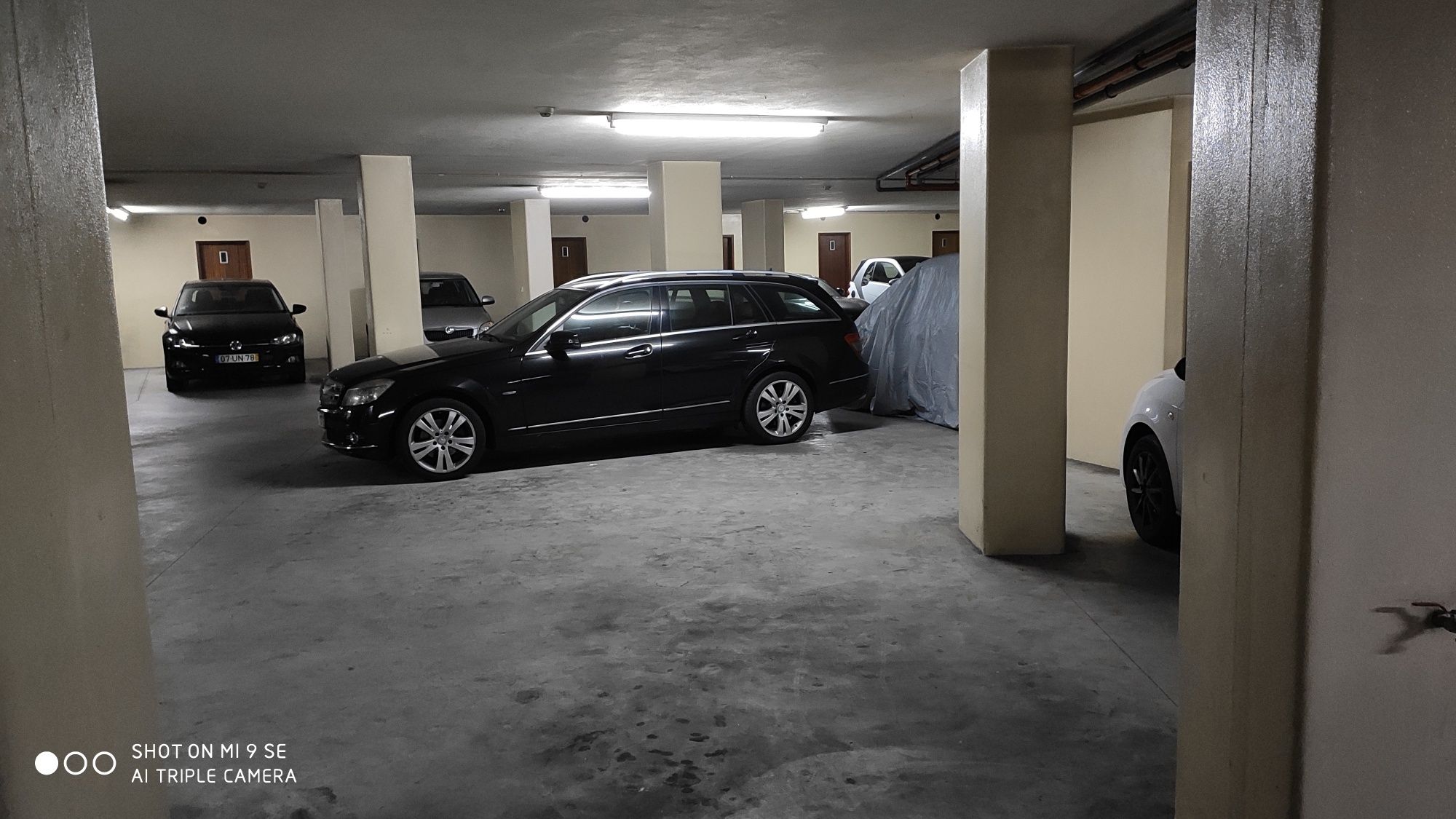 Lugar de garagem na Rua de Grijó