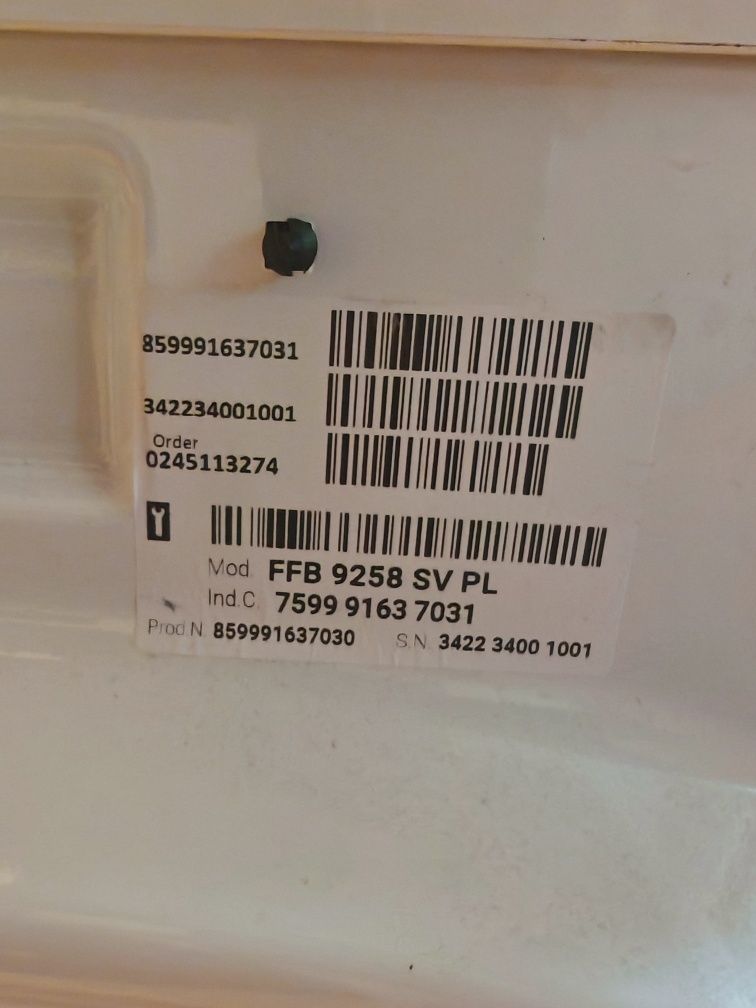 Pralka WHIRLPOOL FFB9258SVPL 9kg 1200obr SteamRefresh