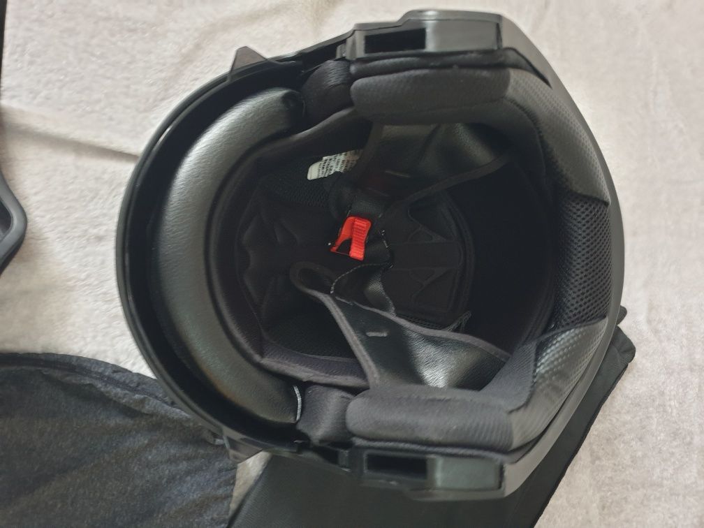 Kask Motor/kuad /narty, snowboard