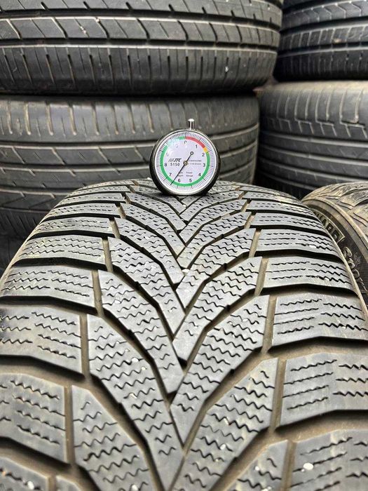 235/45 R17 Nexen пара зима